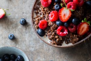 Chocolate & raspberry quinoa porridge